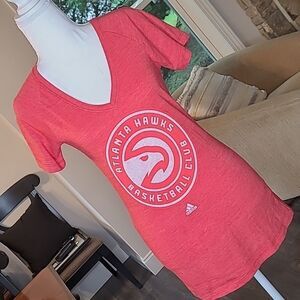 Adidas sz M Atlanta Hawks girls t-shirt